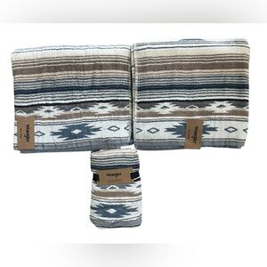 *New* Wrangler Aztec Multicolor Stripe Set Of 2 Bathroom Towels & Hand Towels
